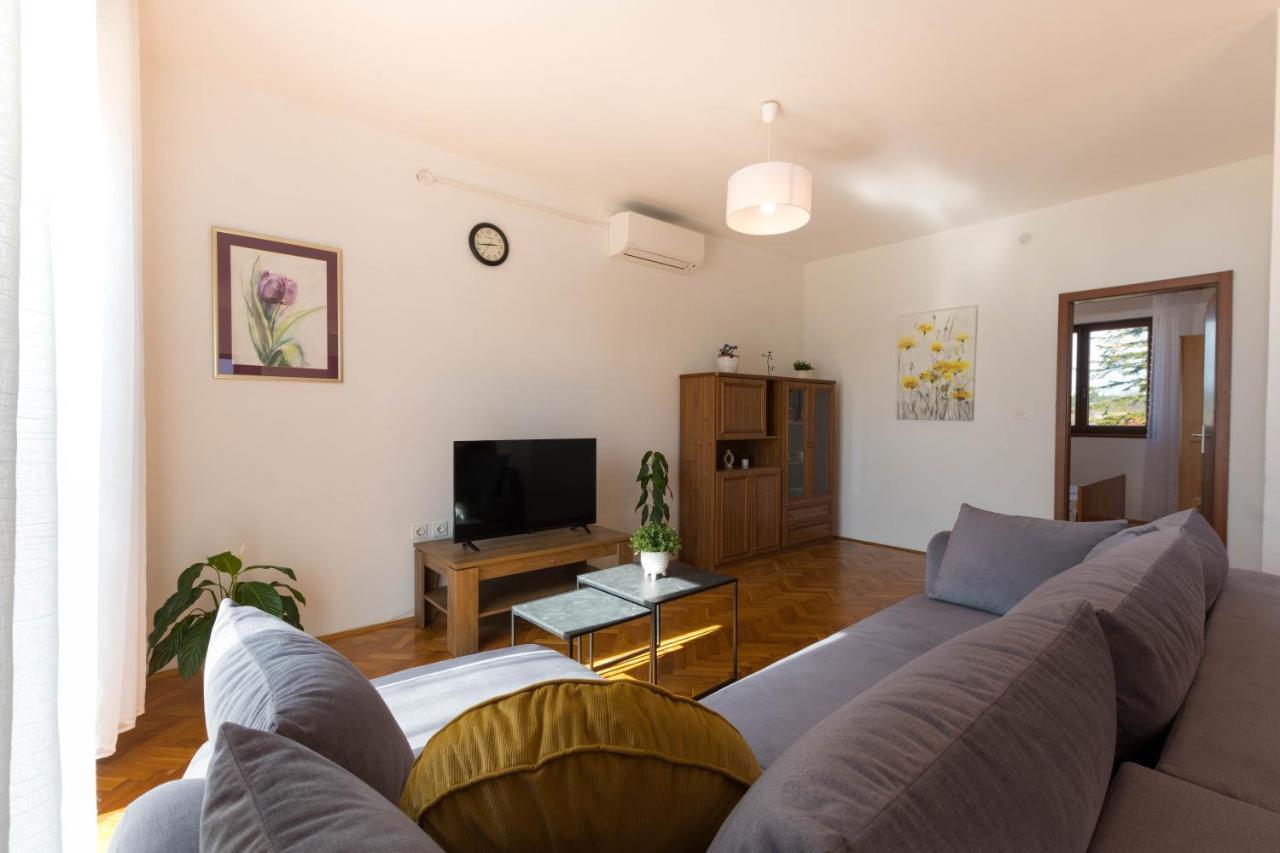 Mia Apartments メドゥリン エクステリア 写真